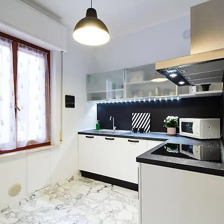 Black Wave Centro Apartment Alassio